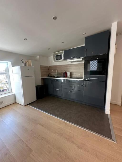 Appartement Le Leon Cladel T3 Proche Parking Gratuit à Montauban Extérieur photo